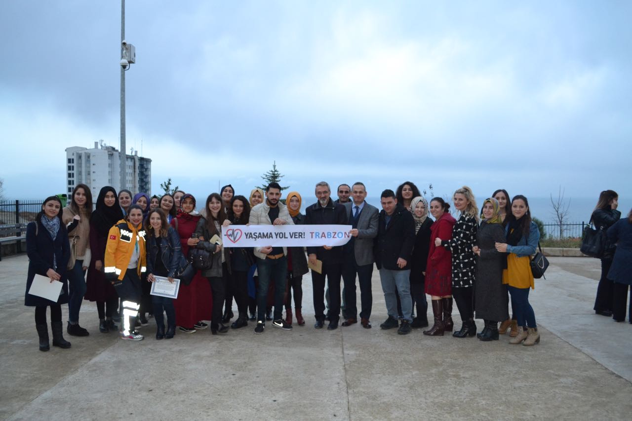 Acil Tıp Teknisyenleri Ve Teknikerleri (Paramedik) Haftası 1-7 Aralık 2016